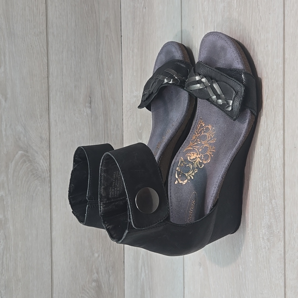Aetrex Women Becca Strap Ankle Hook&loop Wedge Leather Sandals shoes sz 8.5 - Picture 3 of 11